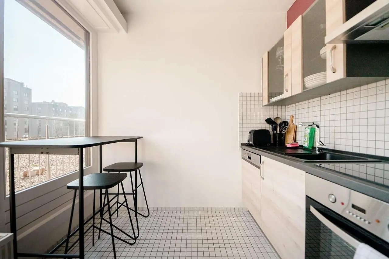 Stylish Minimalism In Kirchberg 1 Bus Stop To Lux City Cntr Lucembursko Apartmán